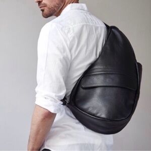 Vintage Ameribag Large Classic Black Leather Sling Healthy Back Bag 18"